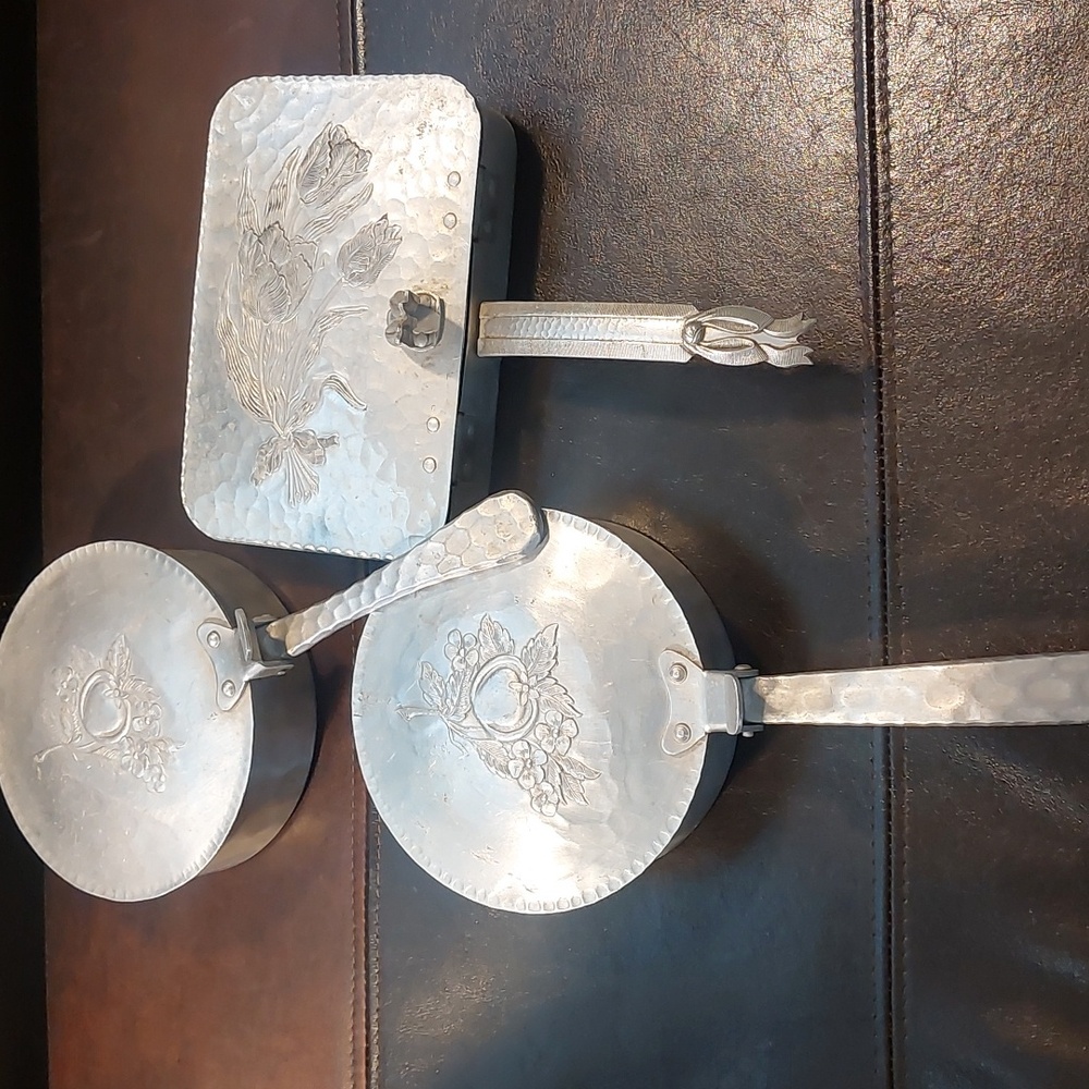 Vintage Rodney Kent Hand Wrought Everlast 3 pc Silent Butler LOT Crumb Catcher